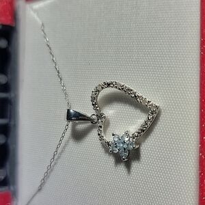 Sterling Silver Delicate Heart necklace.